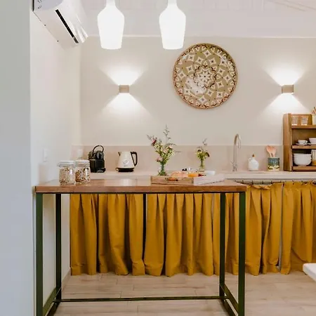 Il Trullo Delle Due Lune Bed & Breakfast 3*