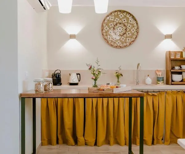 Il Trullo Delle Due Lune לינה וארוחת בוקר 3*